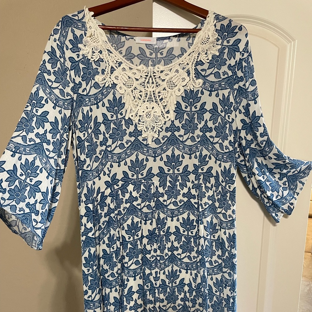 NWOT. Spring dress